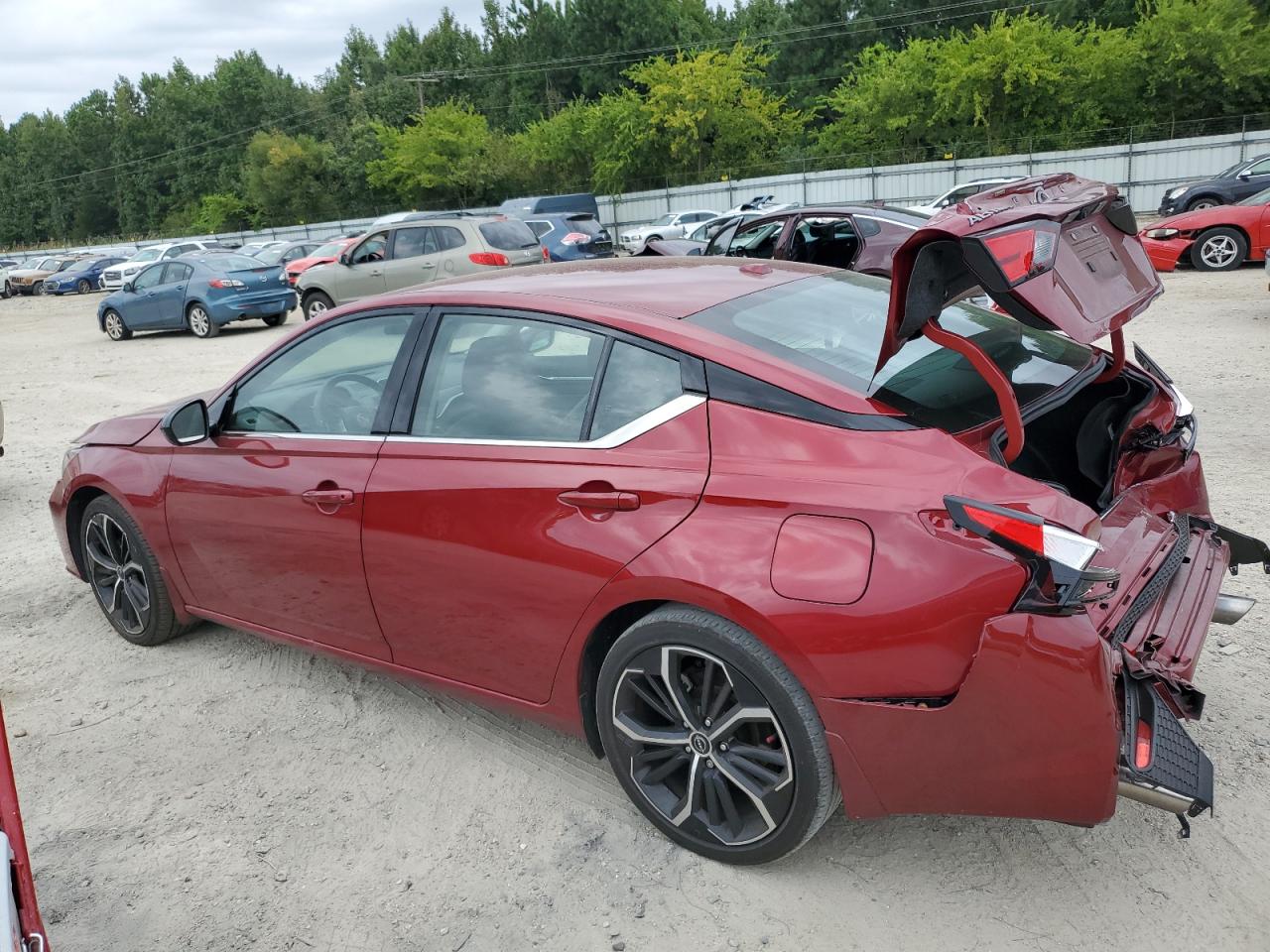 1N4BL4CV2PN375664 2023 NISSAN ALTIMA - Image 2