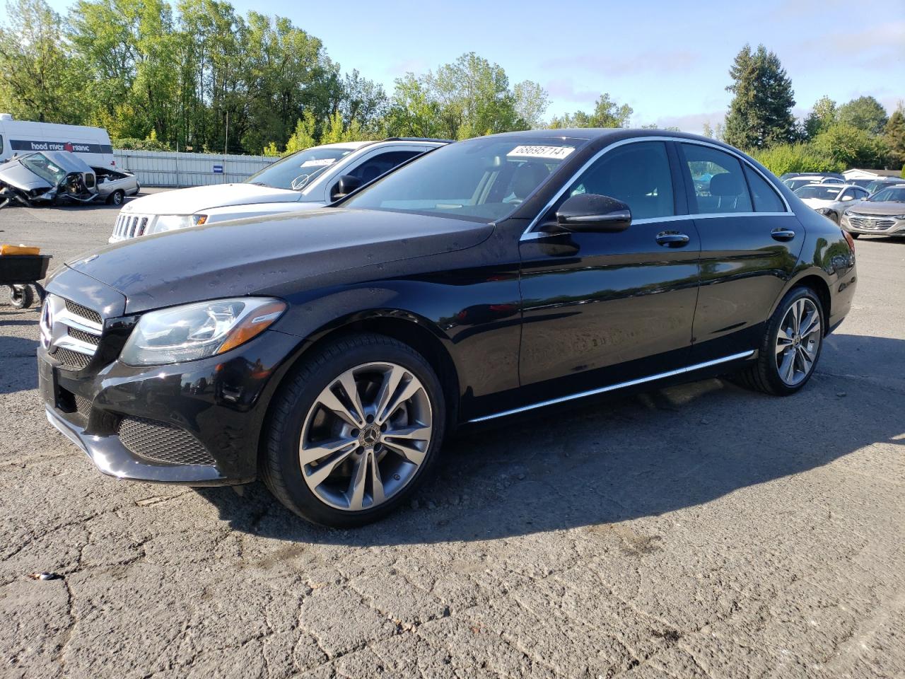 2018 Mercedes-Benz C 300 4Matic VIN: 55SWF4KBXJU250166 Lot: 68695714