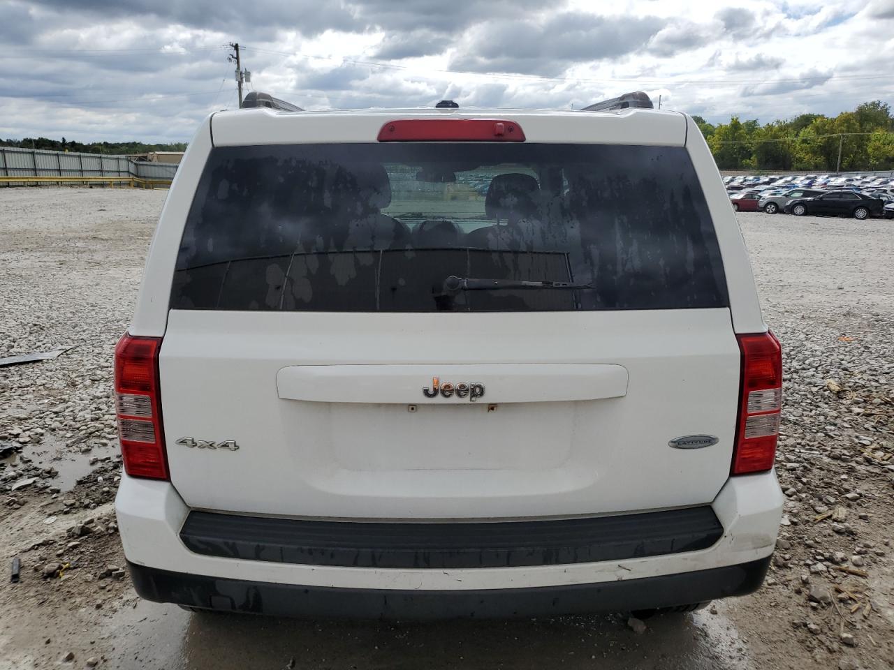 1J4NF1GB2BD177169 2011 Jeep Patriot Sport