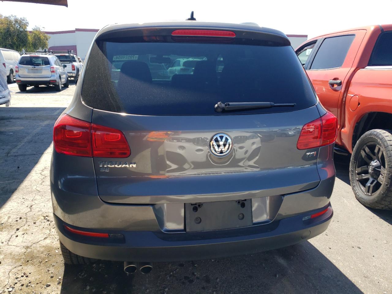 2016 Volkswagen Tiguan S VIN: WVGAV7AX8GW515132 Lot: 70524654