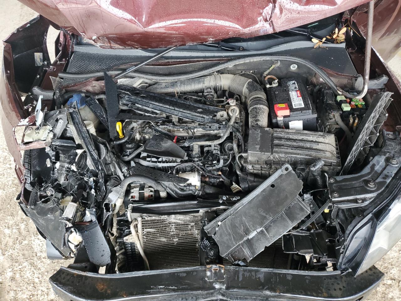2014 Volkswagen Passat - Image 13