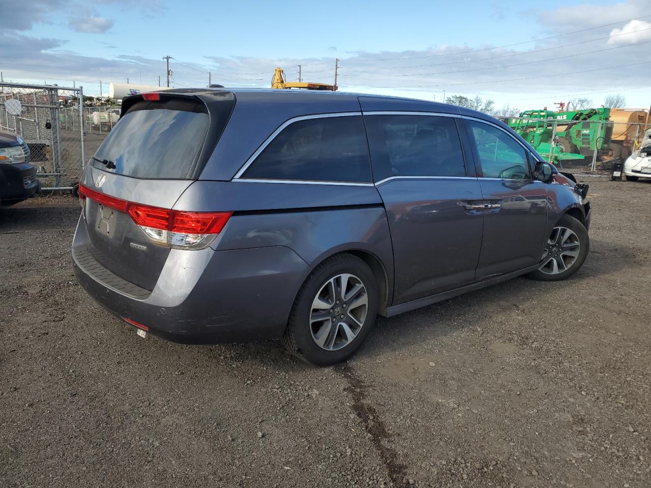 2015 Honda Odyssey - Image 3
