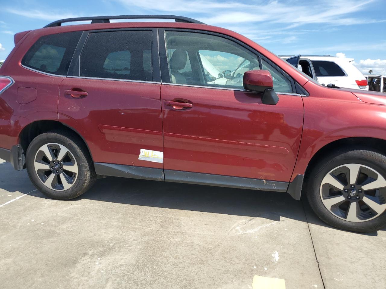 JF2SJARC8HH550733 2017 Subaru Forester 2.5I Limited