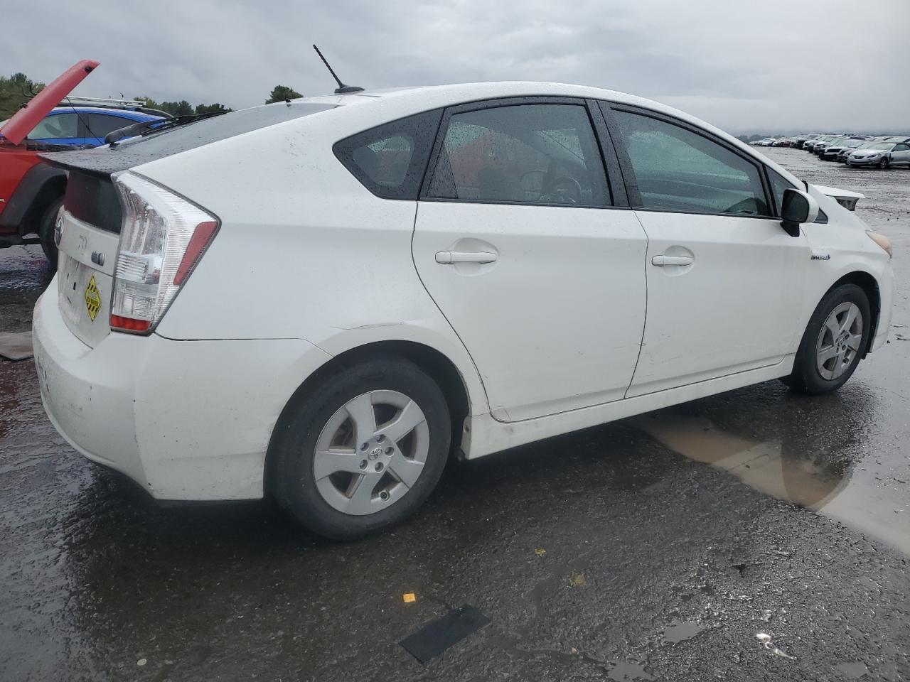 2011 Toyota Prius - Image 3