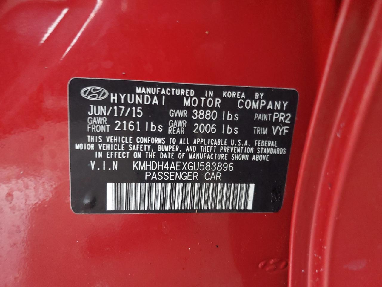 2016 Hyundai Elantra - Image 13