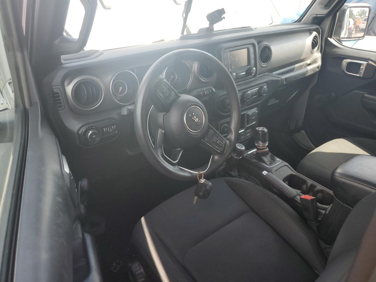 1C4GJXAN5JW264330 2018 Jeep Wrangler Sport