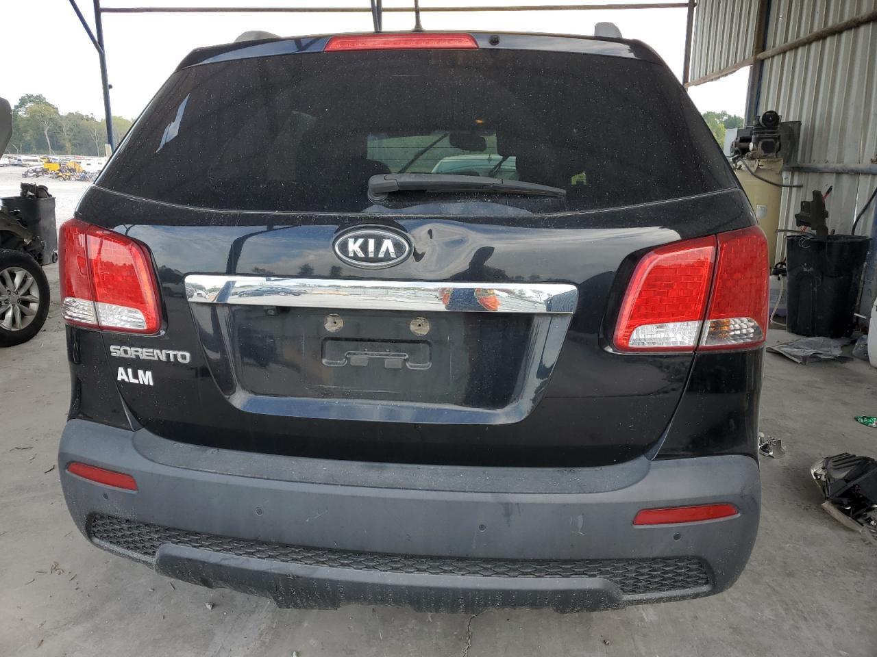 5XYKT4A12BG155595 2011 Kia Sorento Base