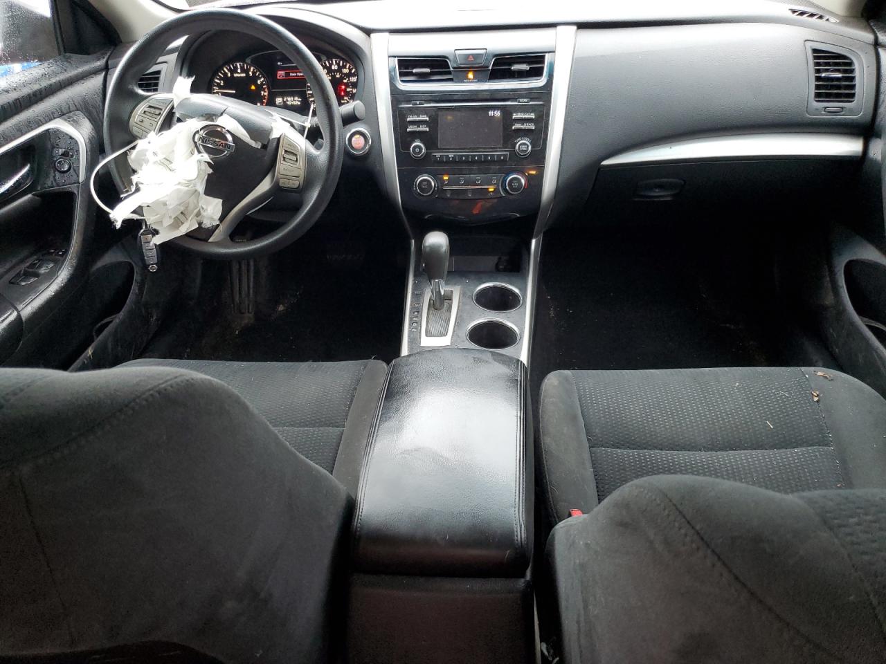 2015 Nissan Altima - Image 8