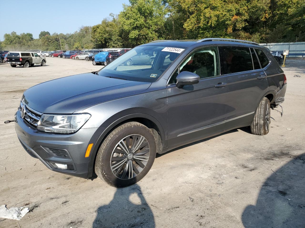 3VV2B7AX4KM011009 2019 VOLKSWAGEN TIGUAN - Image 1