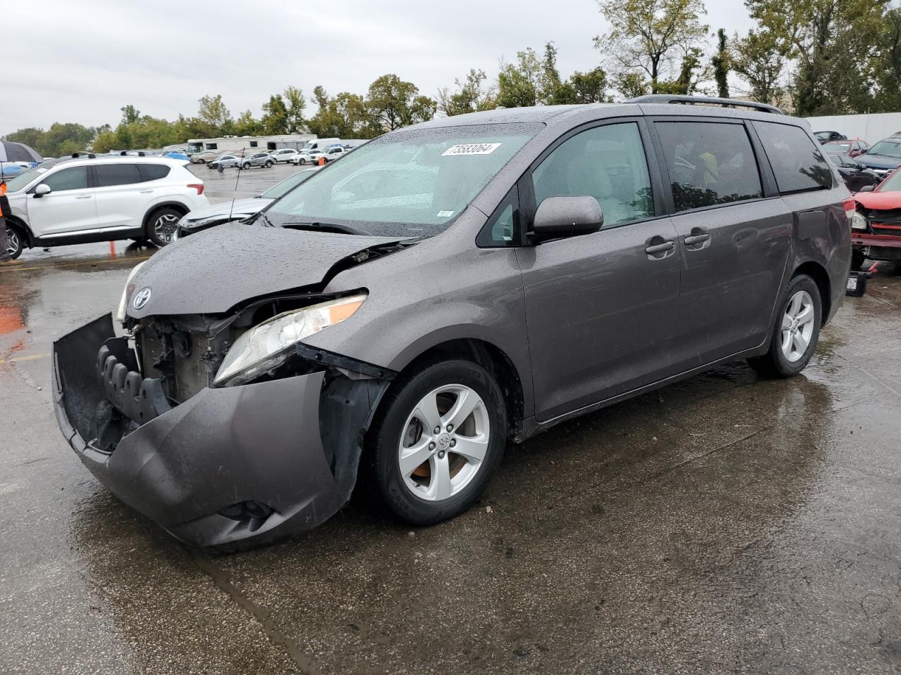 2011 Toyota Sienna - Image 1