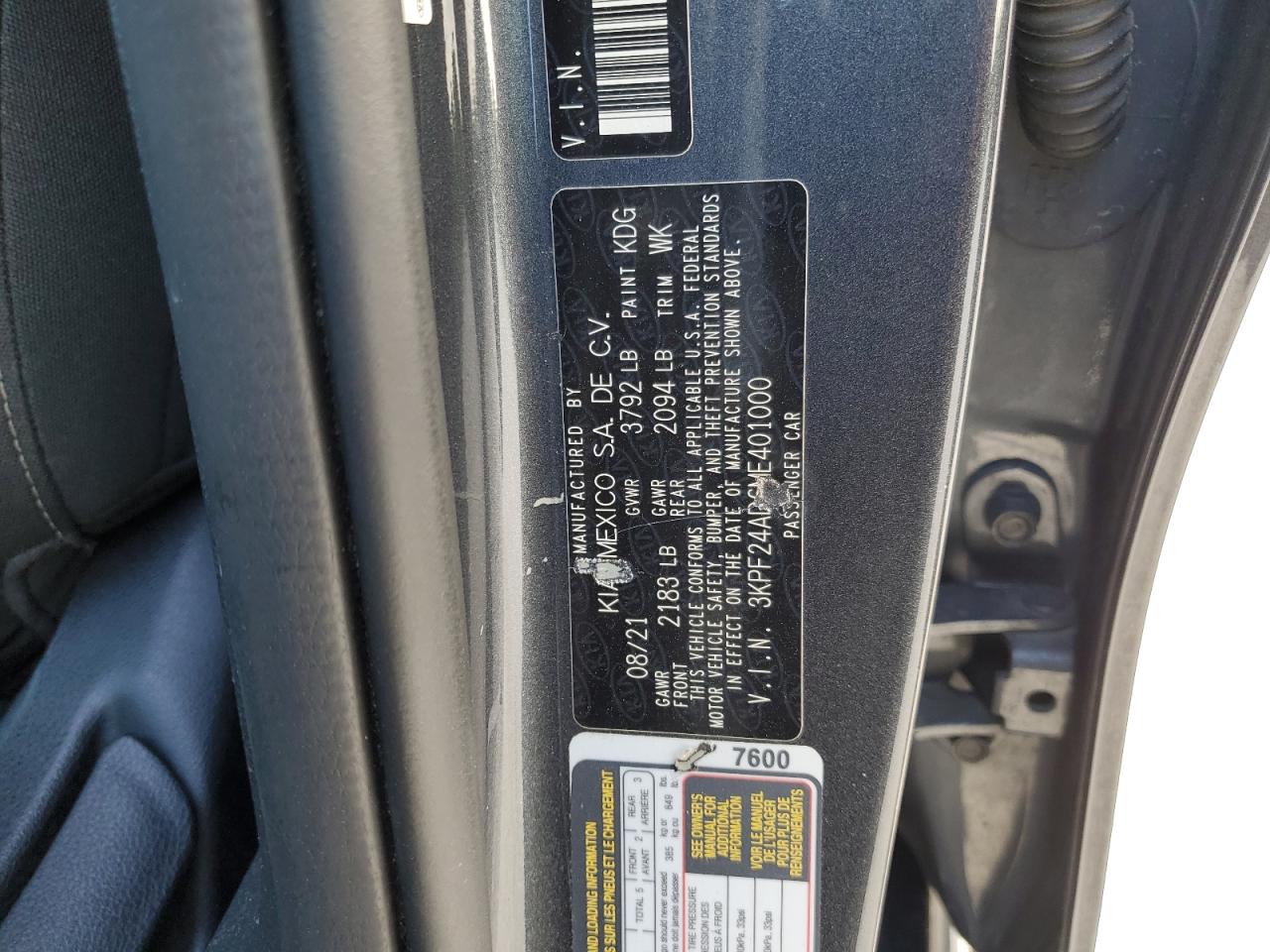 2021 Kia Forte - Image 14