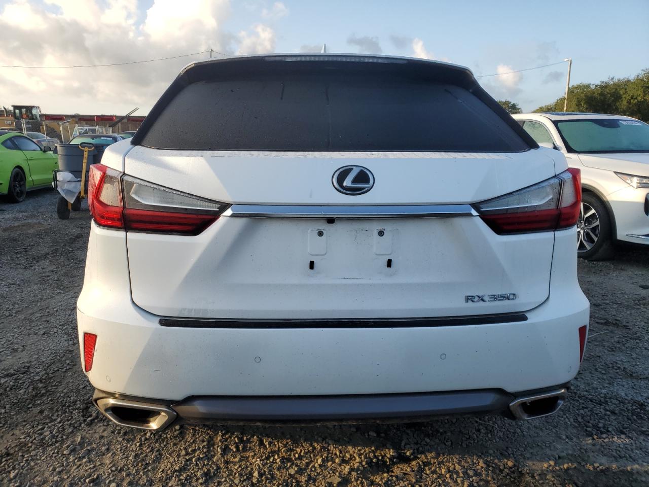 2T2ZZMCA3GC016827 2016 Lexus Rx 350