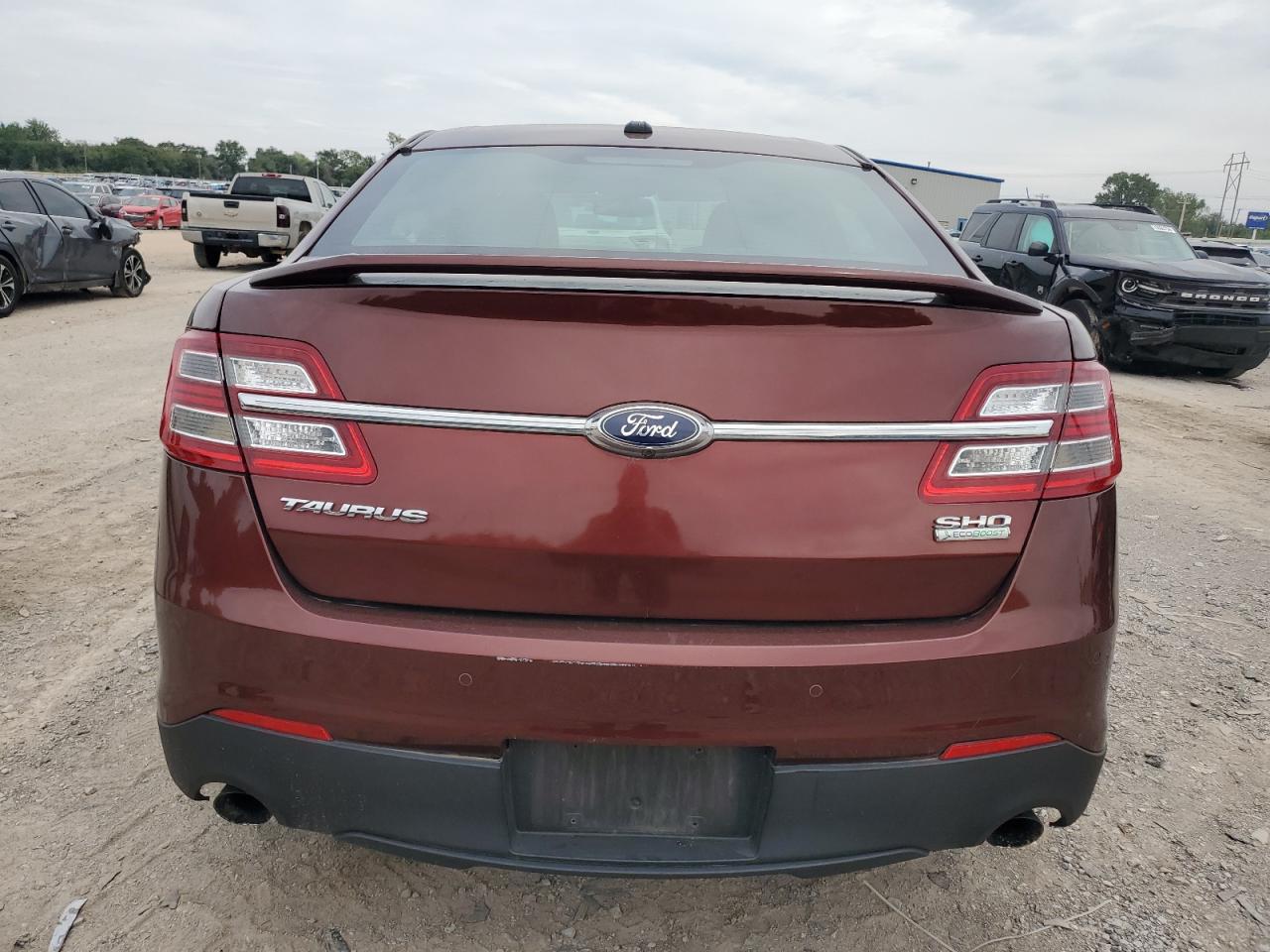 2016 Ford Taurus Sho VIN: 1FAHP2KT8GG140936 Lot: 69528124