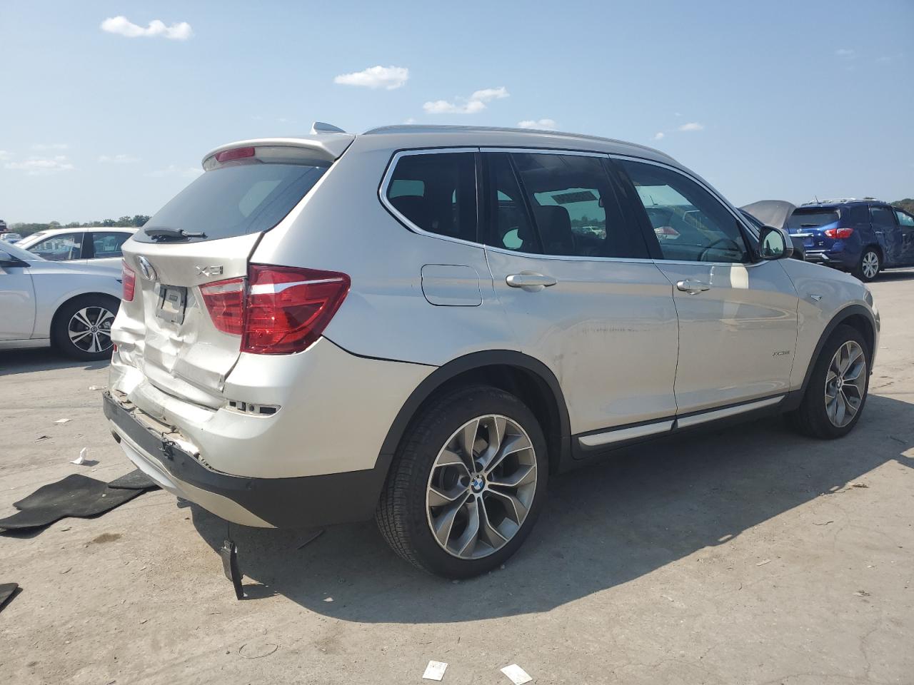 VIN 5UXWX9C56F0D46890 2015 BMW X3 no.3