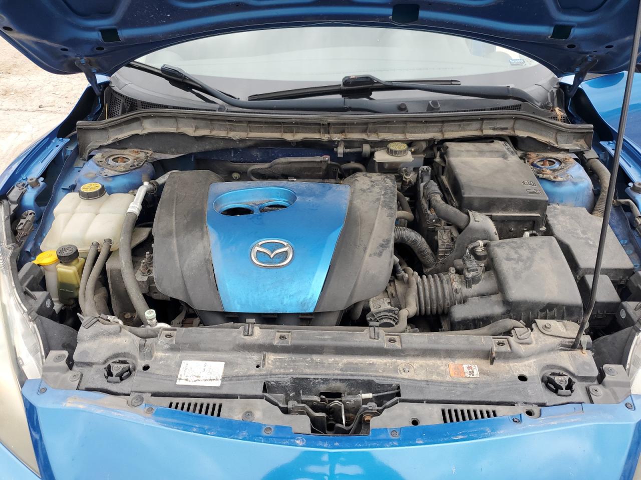 2012 Mazda 3 - Image 12