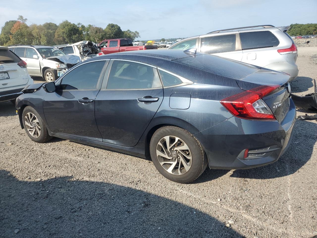 2HGFC2F76HH538146 2017 HONDA CIVIC - Image 2