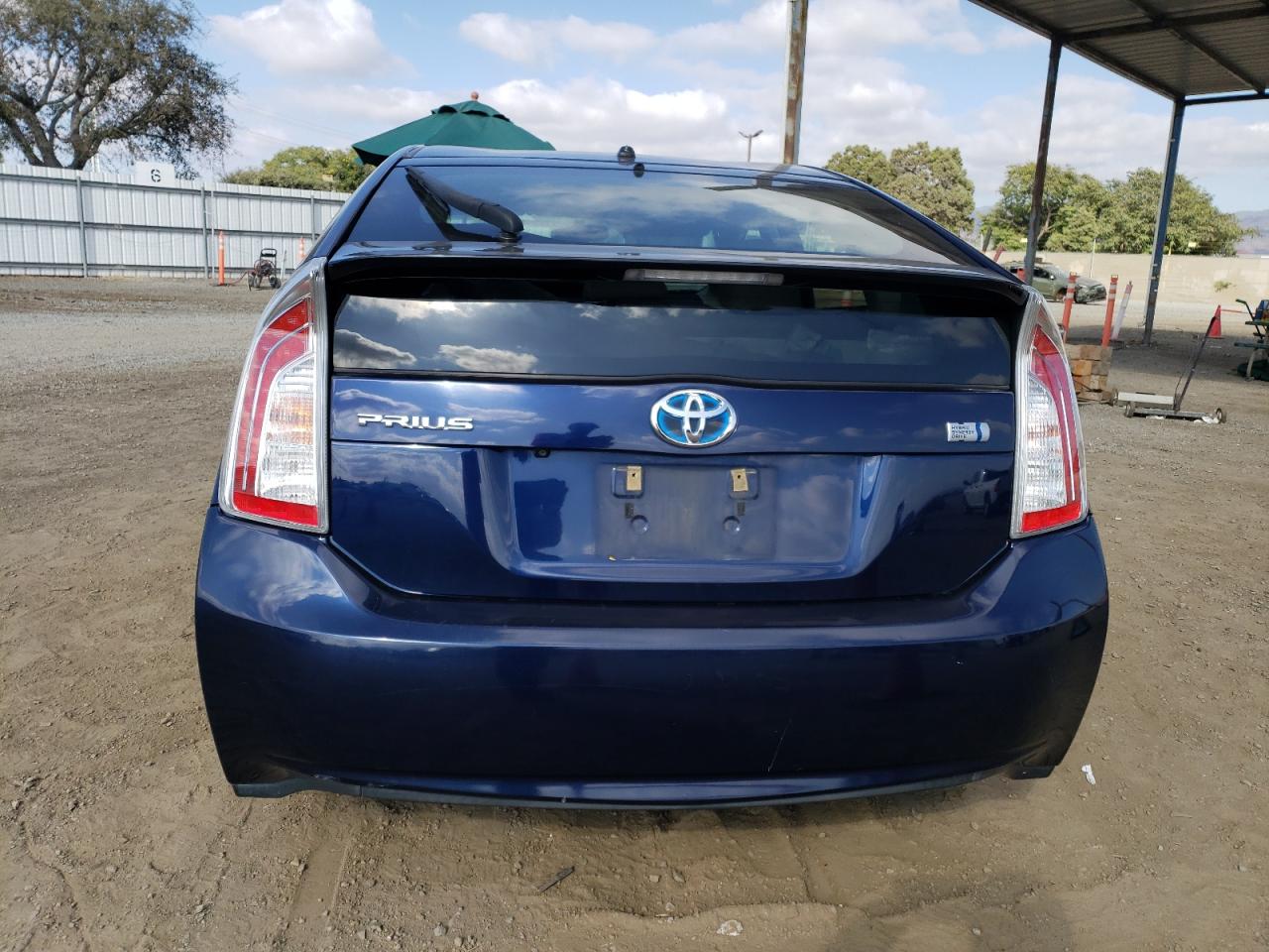 JTDKN3DU7F1982590 2015 Toyota Prius