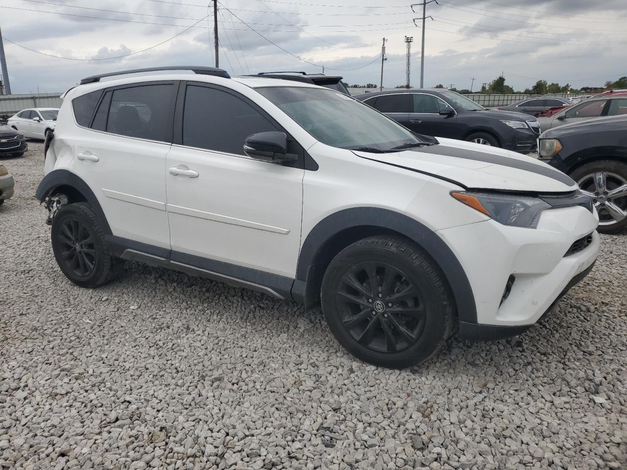 2018 Toyota RAV 4 - Image 4