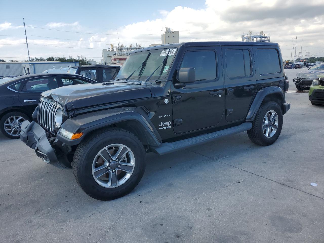 1C4HJXEN1JW314929 2018 Jeep Wrangler Unlimited Sahara