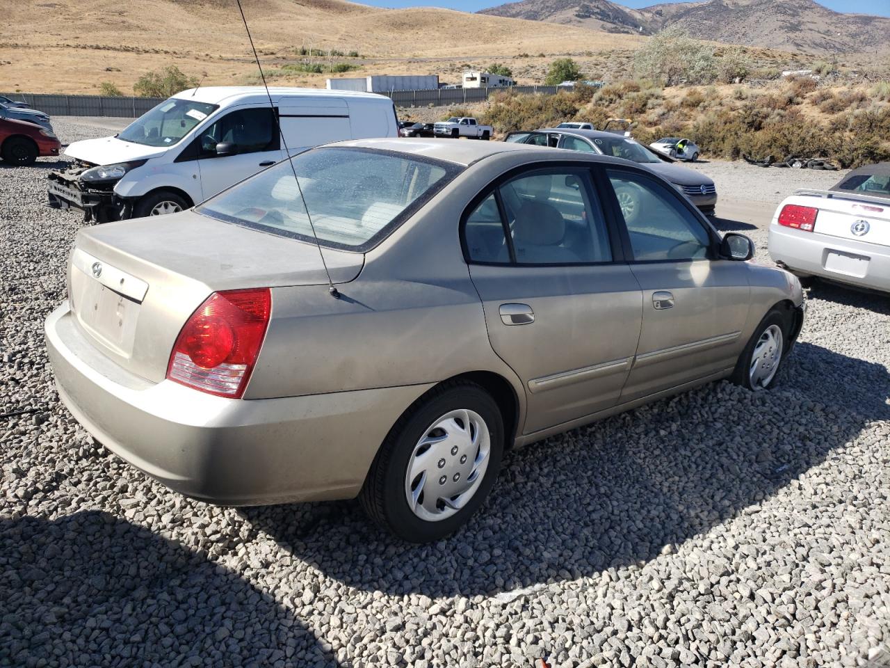 2006 Hyundai Elantra - Image 3