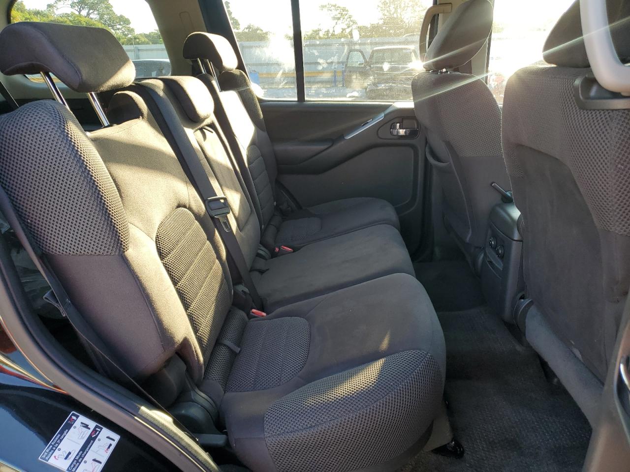 2011 Nissan Pathfinder S VIN: 5N1AR1NB3BC627265 Lot: 72693914