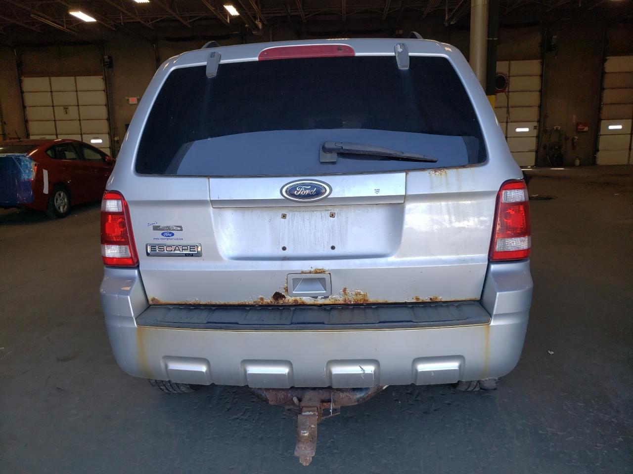 2010 Ford Escape - Image 6