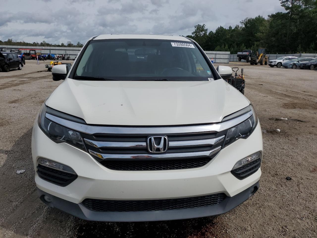 VIN 5FNYF5H55JB033240 2018 HONDA PILOT no.5