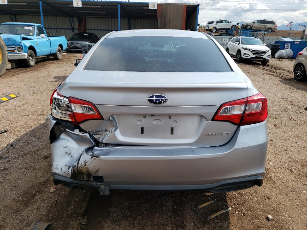 4S3BNAB67J3031067 2018 Subaru Legacy 2.5I