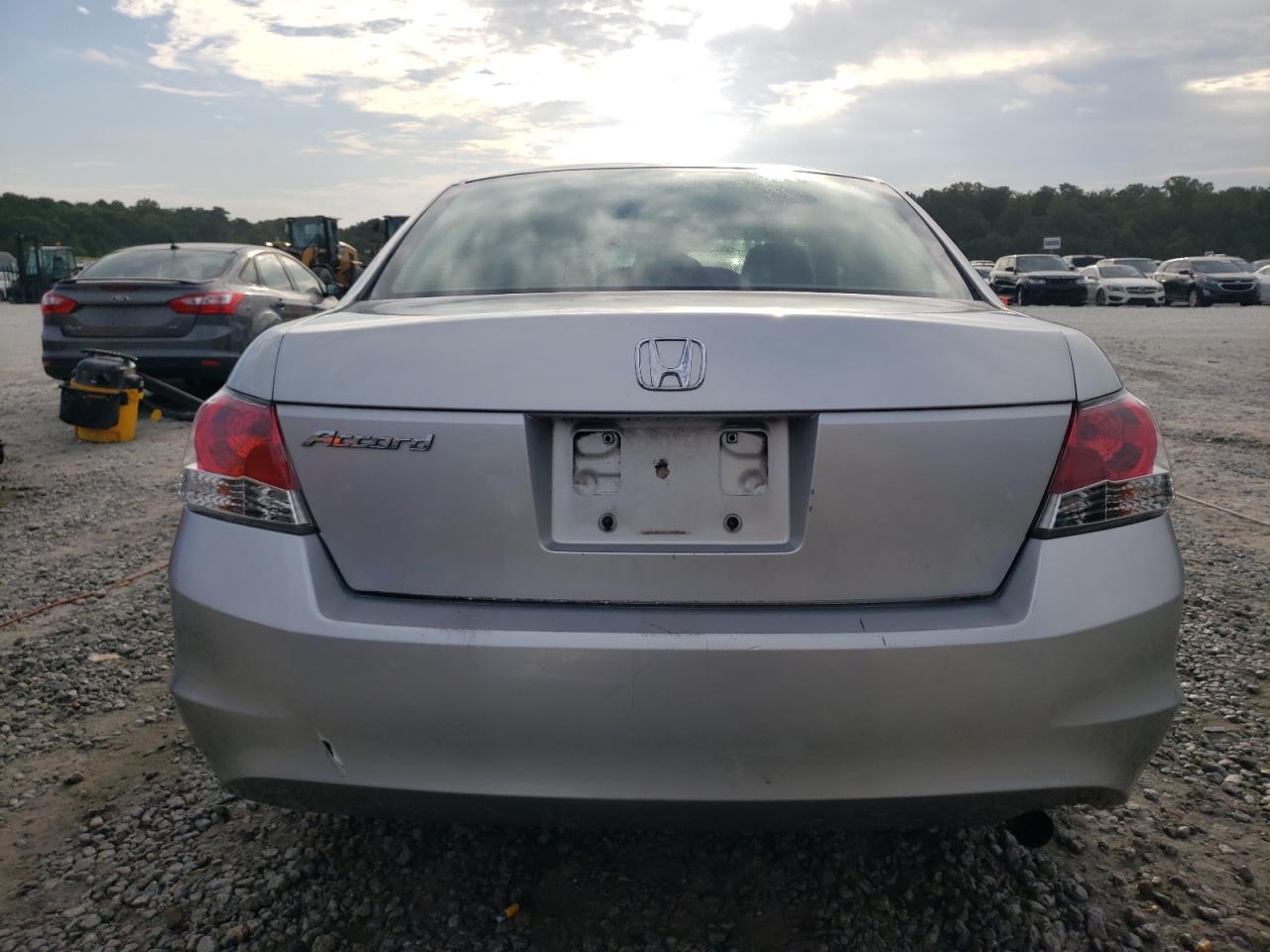 JHMCP26498C005611 2008 Honda Accord Lxp