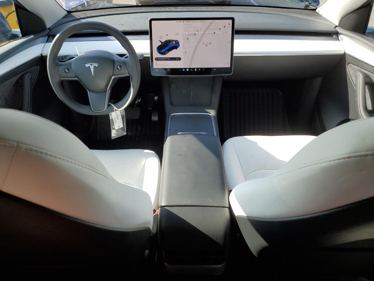 2023 Tesla Model Y VIN: 7SAYGDEEXPF836097 Lot: 72450274