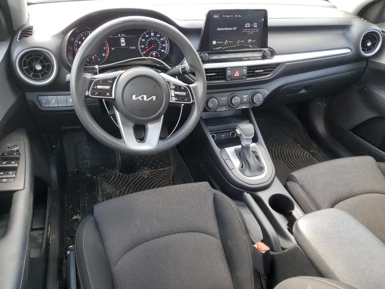 2023 Kia Forte Lx VIN: 3KPF24AD8PE518100 Lot: 71586944