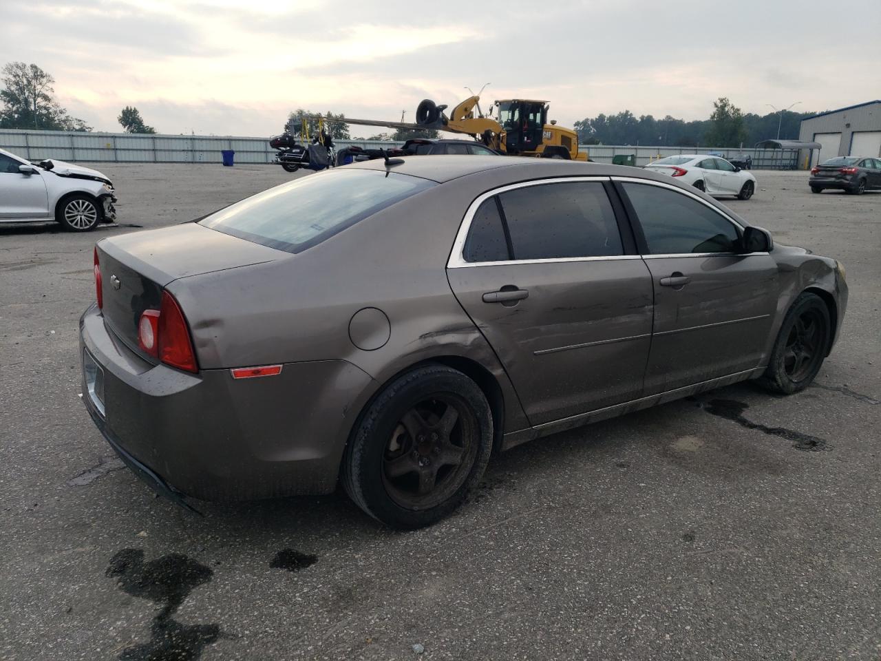 2011 Chevrolet Malibu - Image 3