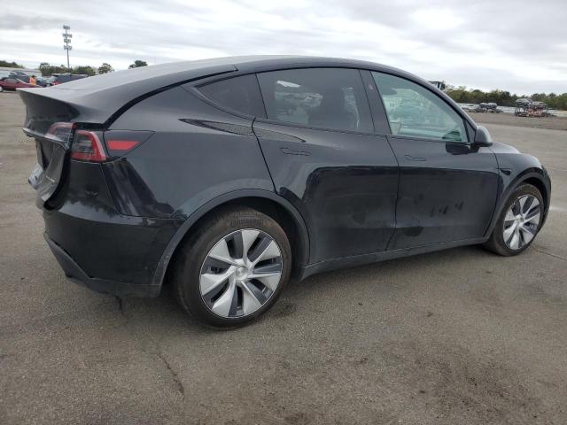  TESLA MODEL Y 2023 Черный