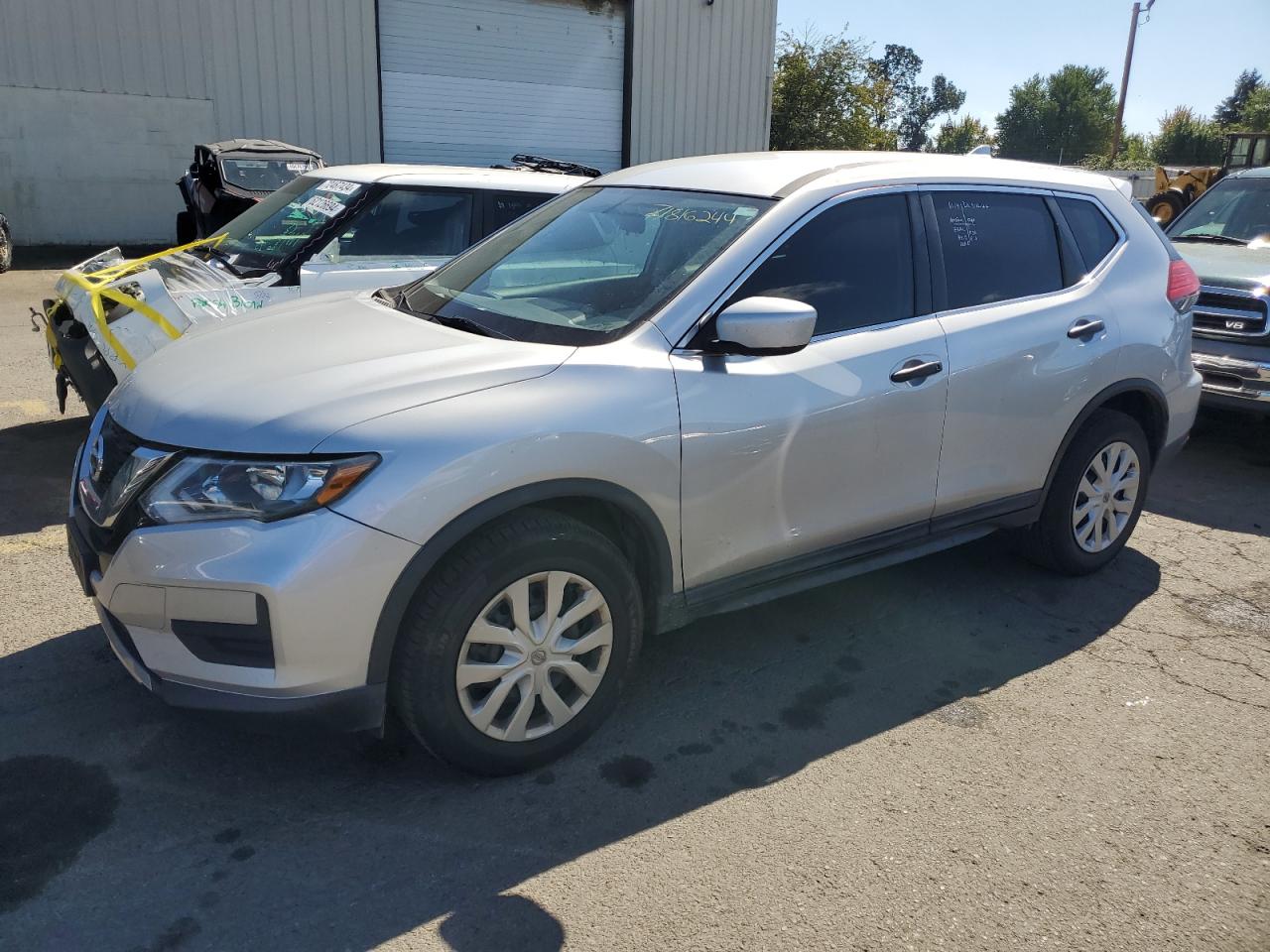 2017 Nissan Rogue S VIN: KNMAT2MV0HP535510 Lot: 71816244