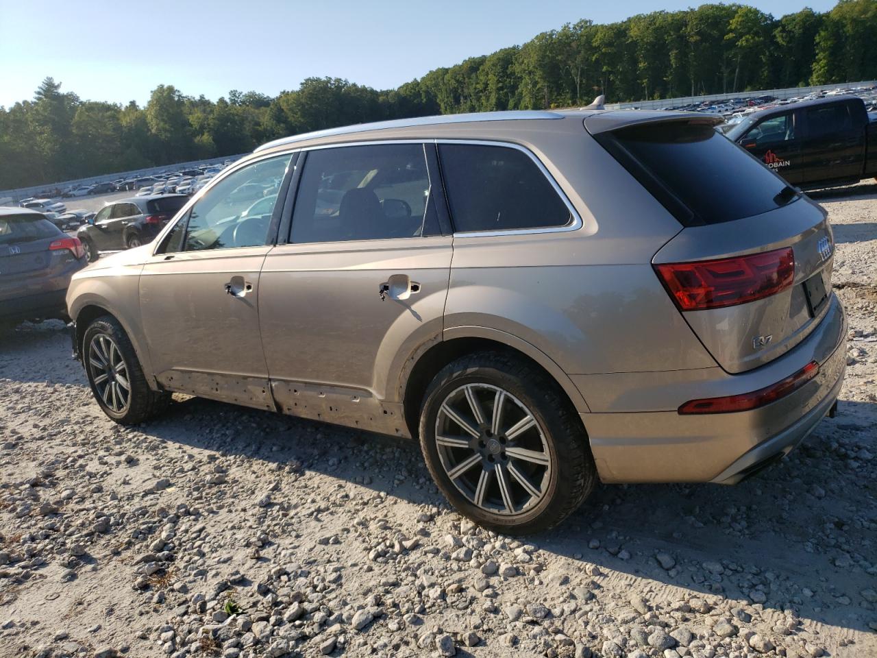 WA1VAAF76JD002479 2018 Audi Q7 Prestige