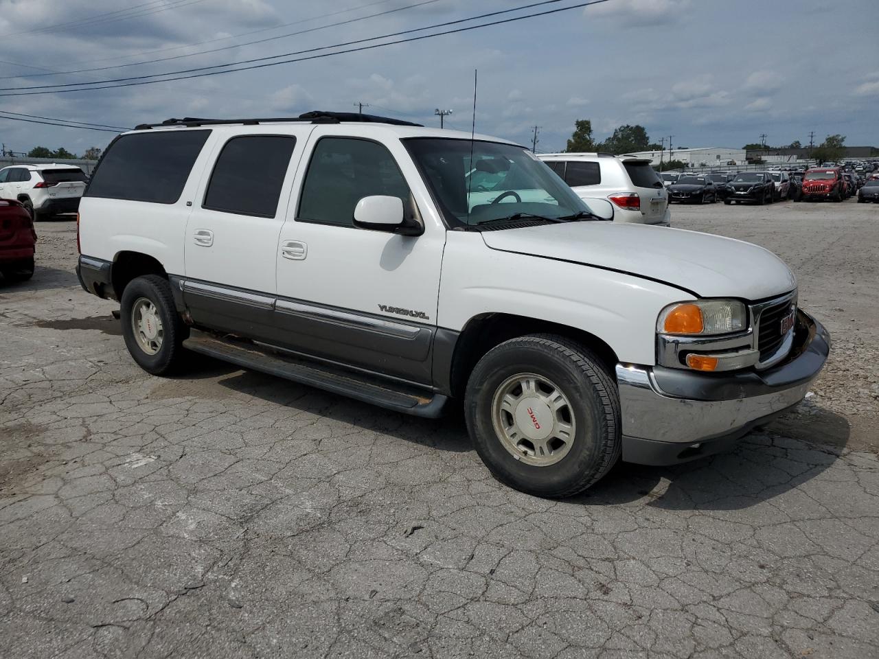 2000 GMC Yukon - Image 4