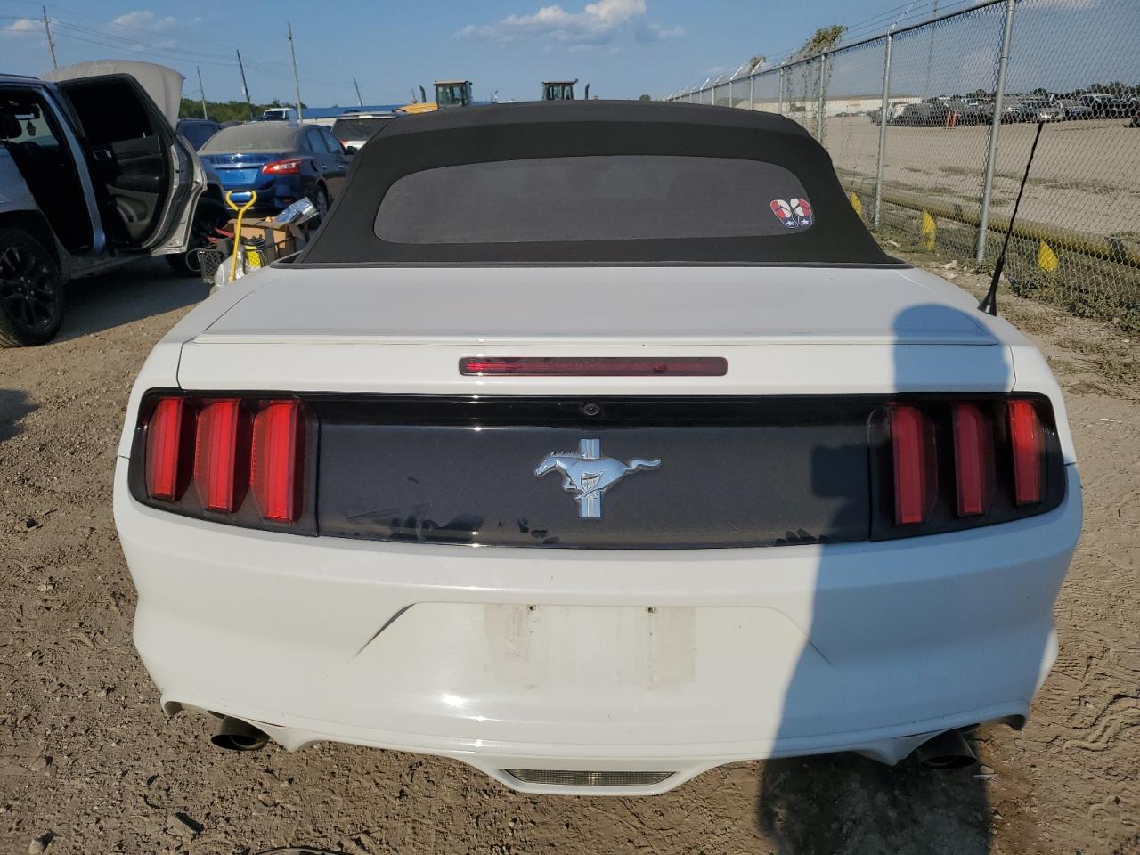 2015 Ford Mustang VIN: 1FATP8EM6F5344937 Lot: 71843004