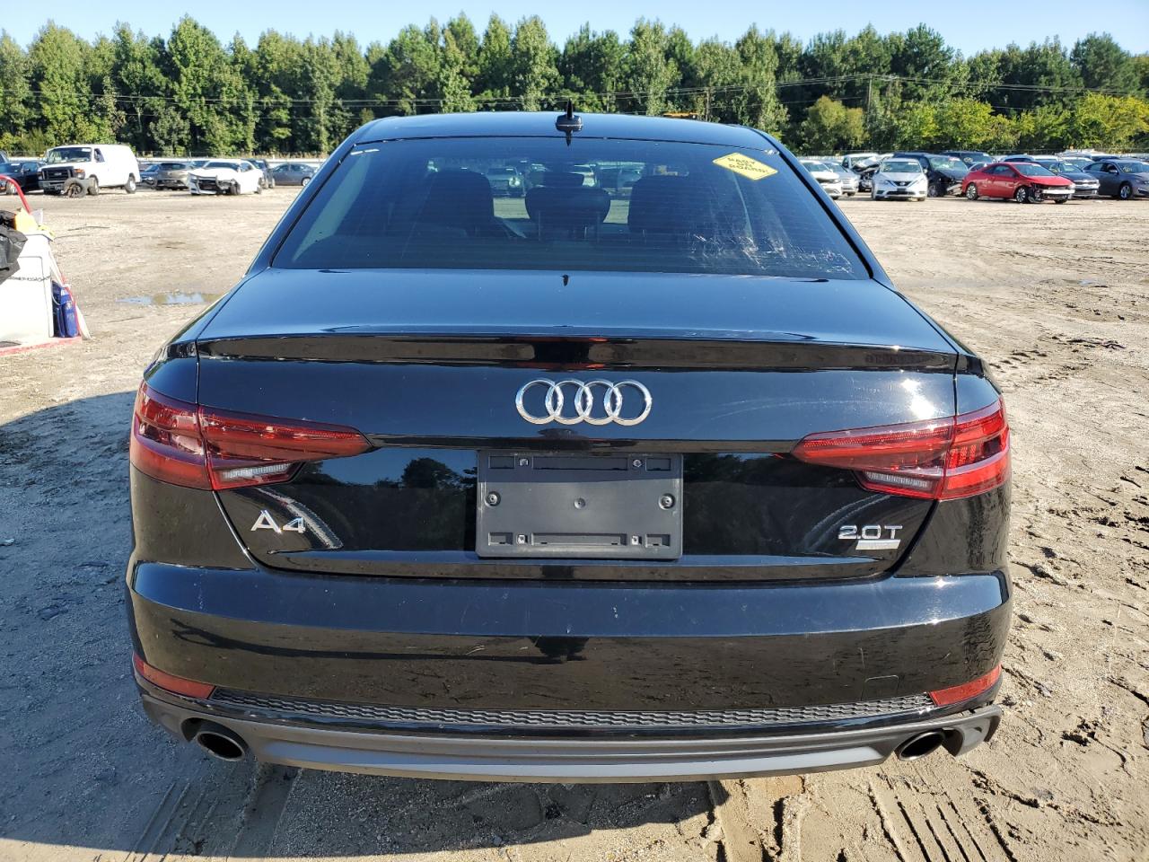 WAUKMAF46JA219759 2018 Audi A4 Premium