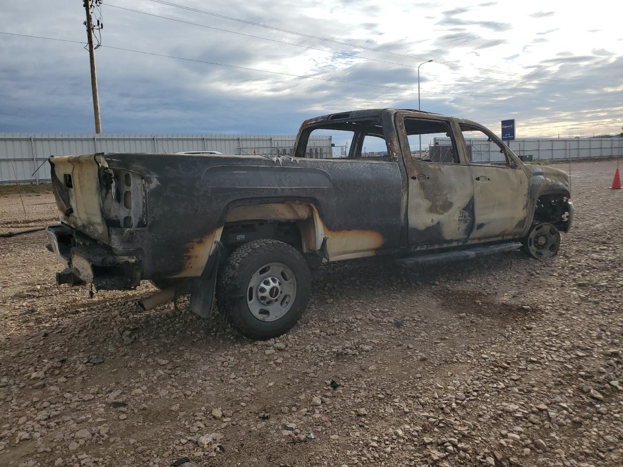 2019 GMC Sierra - Image 3