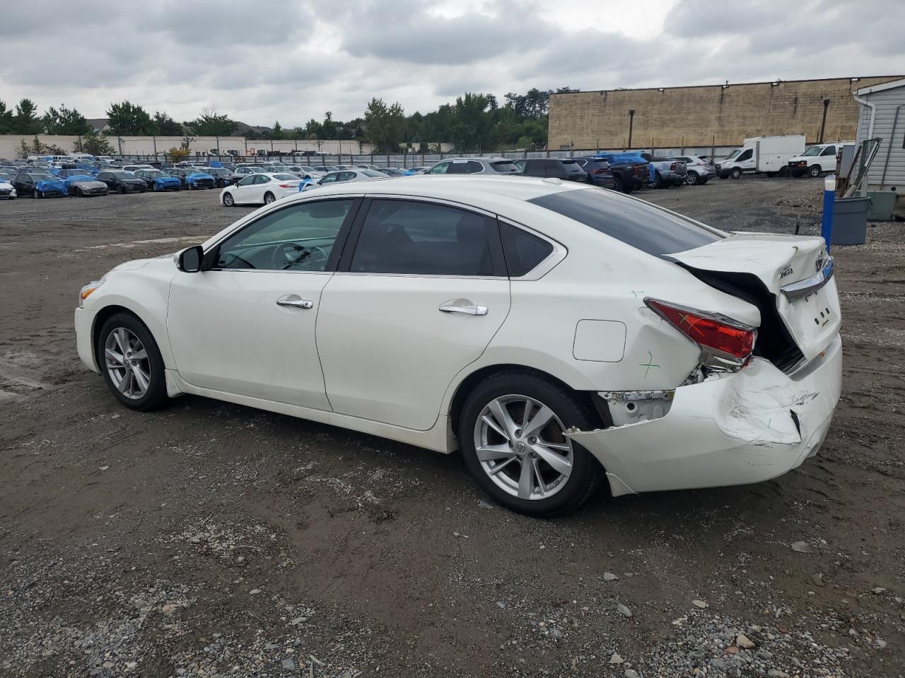 1N4AL3AP6FC288029 2015 NISSAN ALTIMA - Image 2