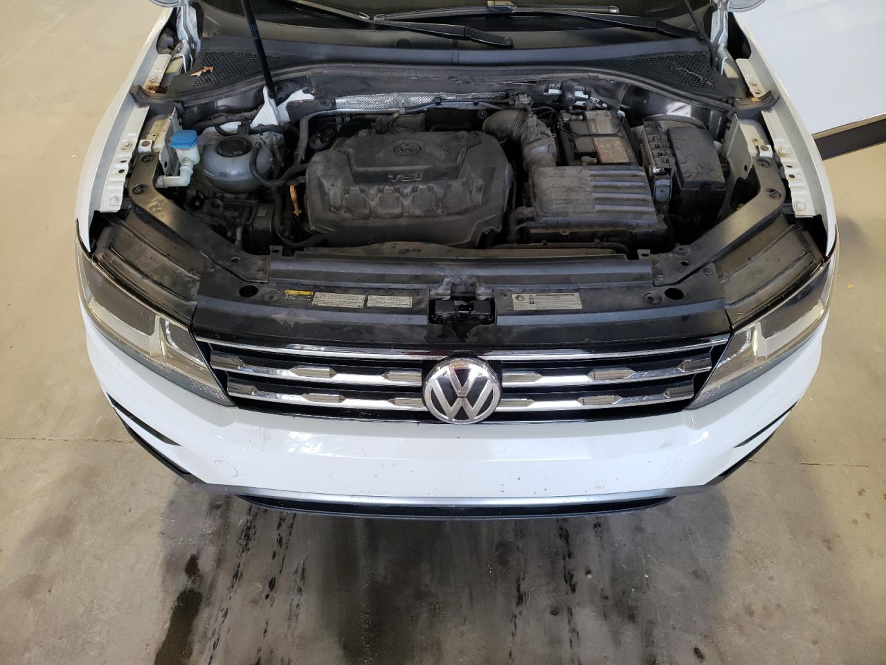 3VV2B7AX6JM012340 2018 Volkswagen Tiguan Se