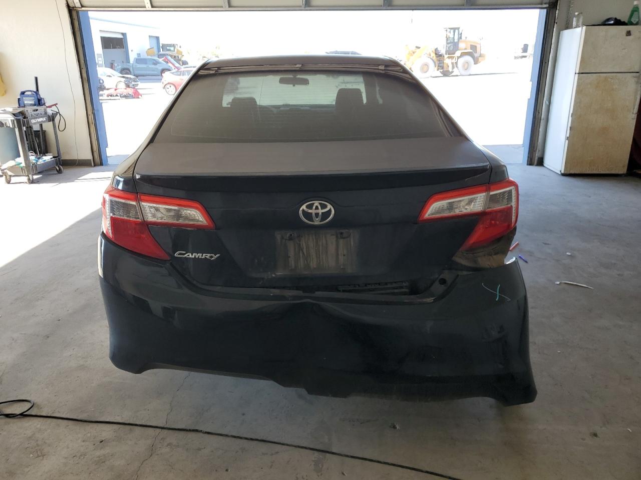 4T1BF1FK1CU043583 2012 Toyota Camry Base