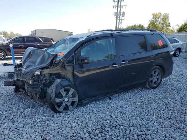 2016 Toyota Sienna Se