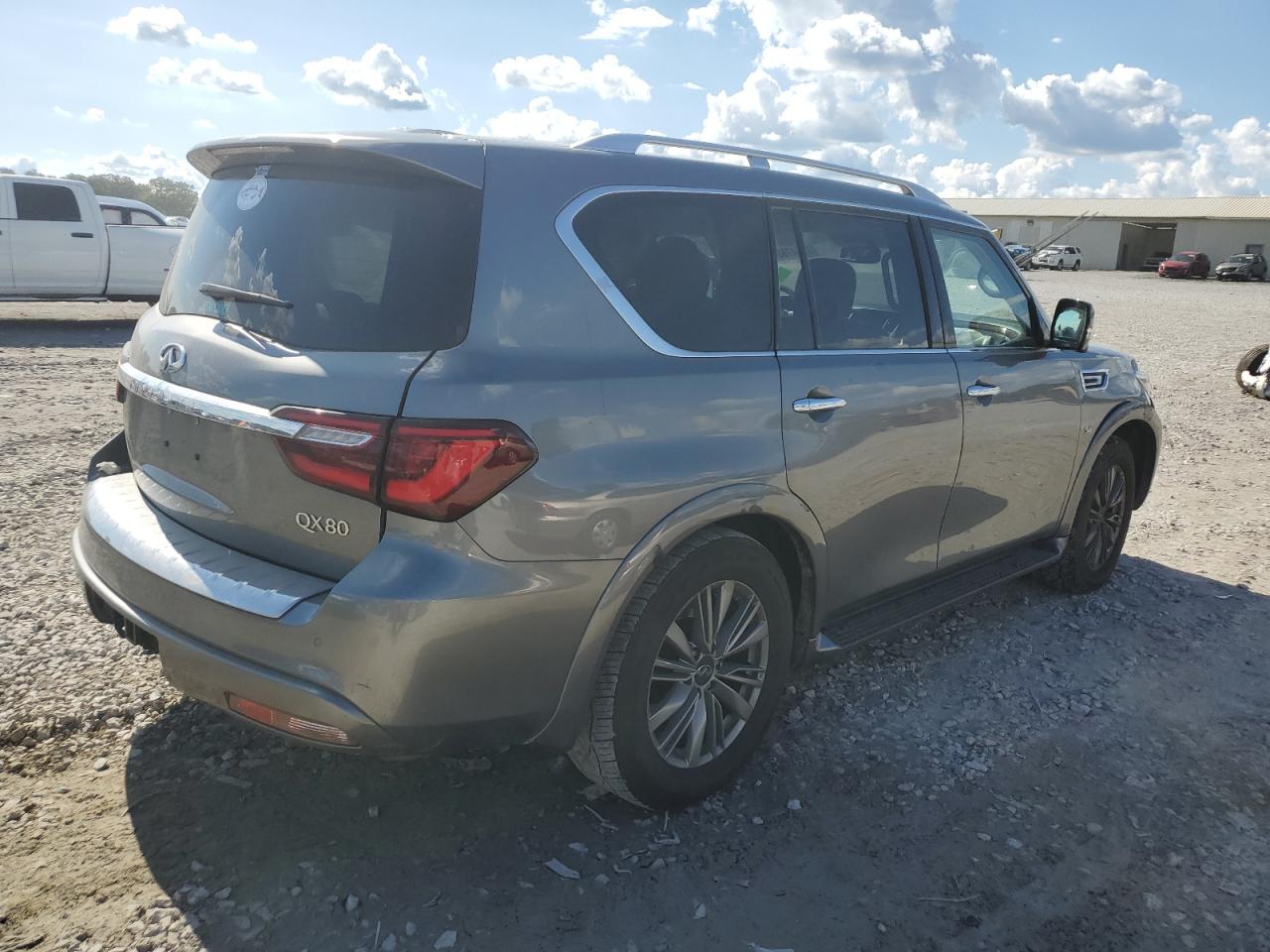 2019 Infiniti QX80 - Image 3