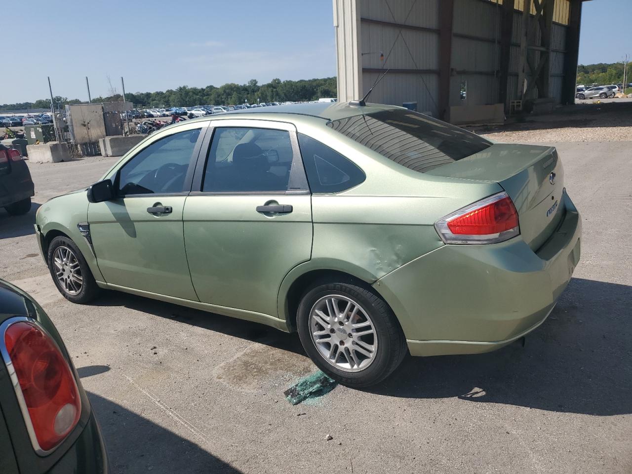 2008 Ford Focus - Image 2