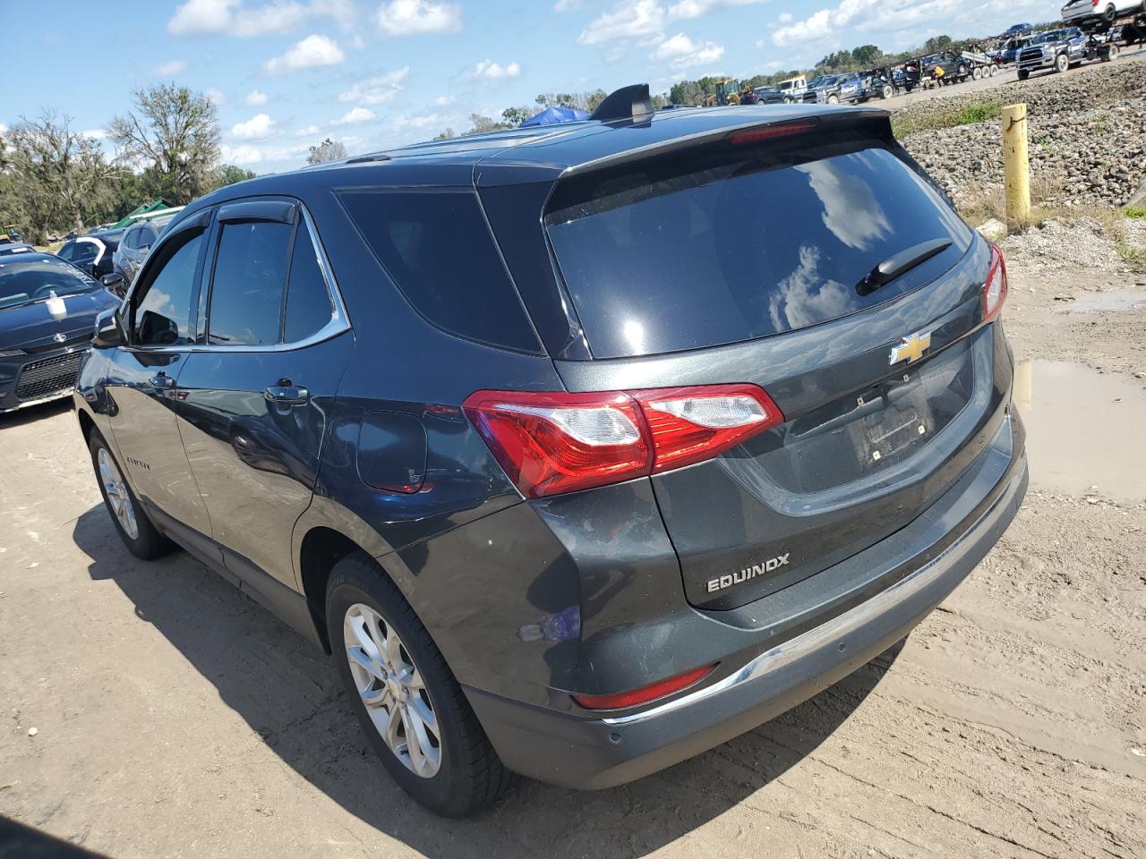 3GNAXJEV8JS517834 2018 CHEVROLET EQUINOX - Image 2