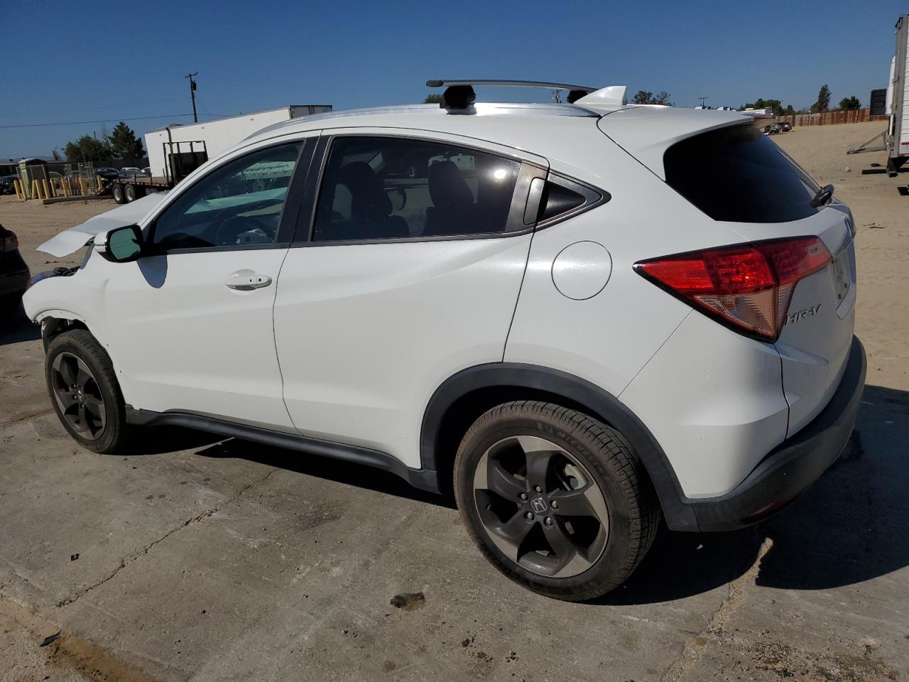 3CZRU5H74JM702874 2018 HONDA HR-V - Image 2