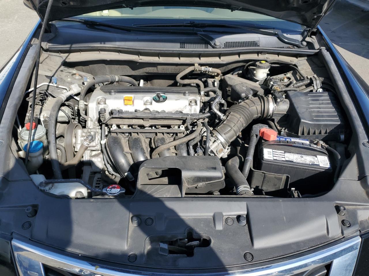 2010 Honda Accord - Image 11