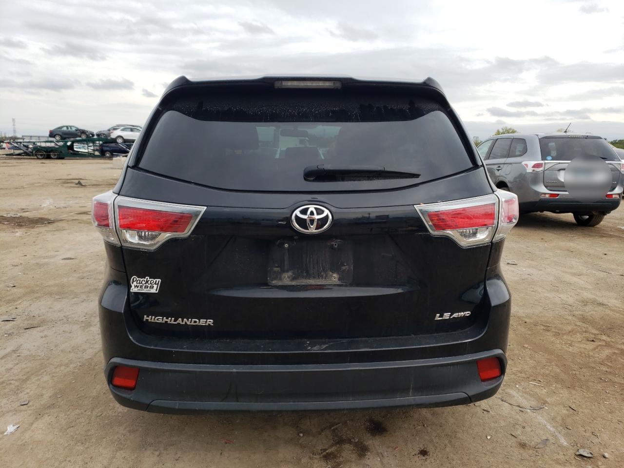2015 Toyota Highlander Le VIN: 5TDBKRFH9FS185675 Lot: 70492384