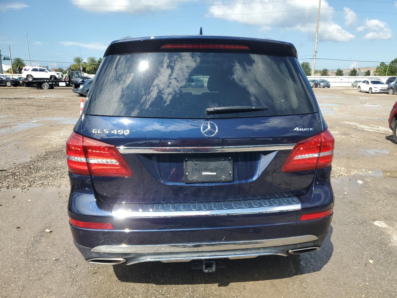 4JGDF6EE2JB072018 2018 Mercedes-Benz Gls 450 4Matic